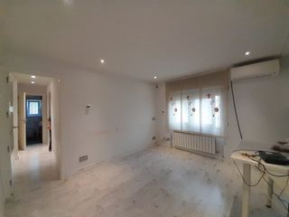 Appartement  Calle doña francisquita. 2 dormitorios reformado calefaccion aire puertas lacadas blanco,