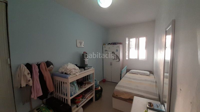 Foto cdfcb866-92df-4269-8701-0ad1d33859d7. Piso ocasión 3 dormitorios con terraza, toldos, ventanas climalit trastero en Madrid