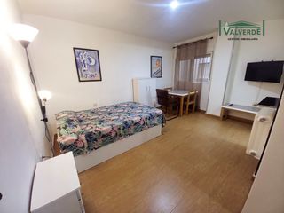 Miete Studiowohnung in Calle san juan de dios 49. Estudio amplio, calefacción y wifi incluido