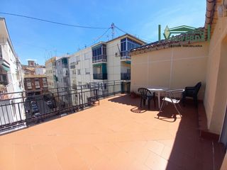 Lloguer Pis  Calle puentezuelas. Estudiantes!! ático con terraza, 4 dormitorios. internet incluid