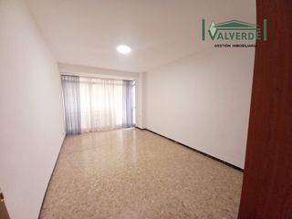 Miete Büro  Calle hileras. Oficina en el centro, exterior