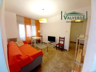 Location Appartement  Calle carril del picón. Piso con calefacción central, 2 dormitorios, amueblado
