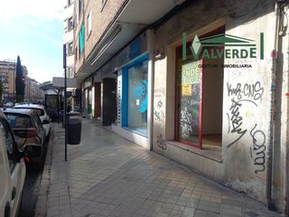 Geschäftsraum in Camino de ronda 129. Local en zona de paso, superficie 104 m2
