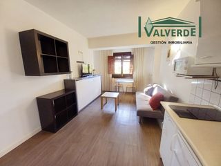 Lloguer Estudi  Calle recogidas. Estudio con agua incluida, wifi opcional