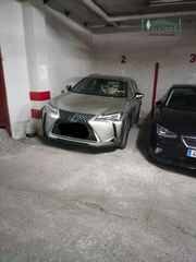 Lloguer Aparcament cotxe a Calle manuel de falla 4. Plaza de garaje en el centro
