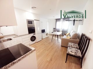 Miete Appartement  Camino de ronda. Apartamento reformado y amueblado, calefacción central