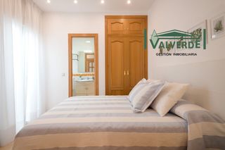 Miete Appartement  Calle puentezuelas. Apartamento con calefacción y aire acondicionado, wifi incluido