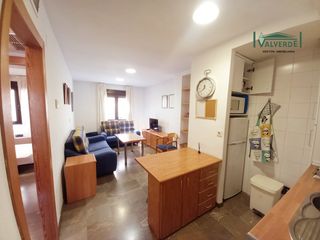 Rent Flat  Calle puentezuelas. Piso con 2 dormitorios, amueblado, wifi incluido