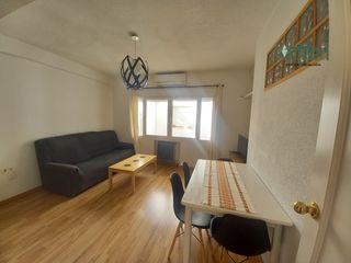 Lloguer Apartament  Calle puentezuelas. Apartamento amueblado, calefacción y aire acondicionado