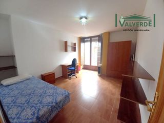 Alquiler Piso  Calle puentezuelas. Estudiantes!! piso con 2 dormitorios