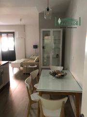 Miete Appartement  Calle azacayas. Apartamento amueblado, exterior, calefacción, wifi incluido