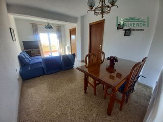 Miete Dachwohnung  Calle puentezuelas. Estudiantes!! ático con terraza, 3 dormitorios, baño y aseo