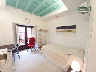 Alquiler Estudio  Calle pavaneras. Todos los gastos incluidos!! esudiantes