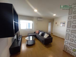 Affitto Piccolo appartamento  Plaza de la trinidad. Apartamento amueblado, calefacción y aire acondicionado. agua in