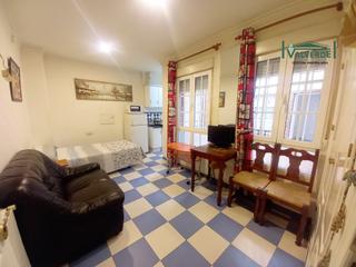 Studio à Calle Puentezuelas