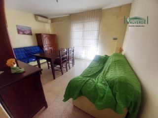 Affitto Appartamento  Calle puentezuelas. Piso amueblado, 4 dormitorios, estudiantes