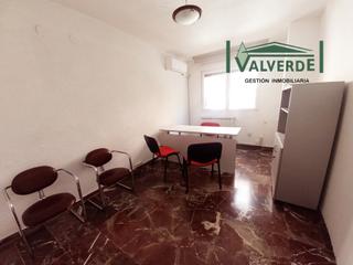 Location Bureau  Calle pedro antonio de alarcón. Oficina en el centro
