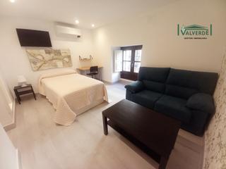 Location Studio à Calle pavaneras 7. Estudiantes!! estudio con todos los gastos incluidos (luz,agua y