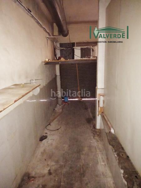 Foto a917001e-d5cb-496f-9d63-6646c93c0cc1. Alquiler local comercial en calle pedro antonio de alarcón 53 local comercial, superficie: 210 m2 en Granada