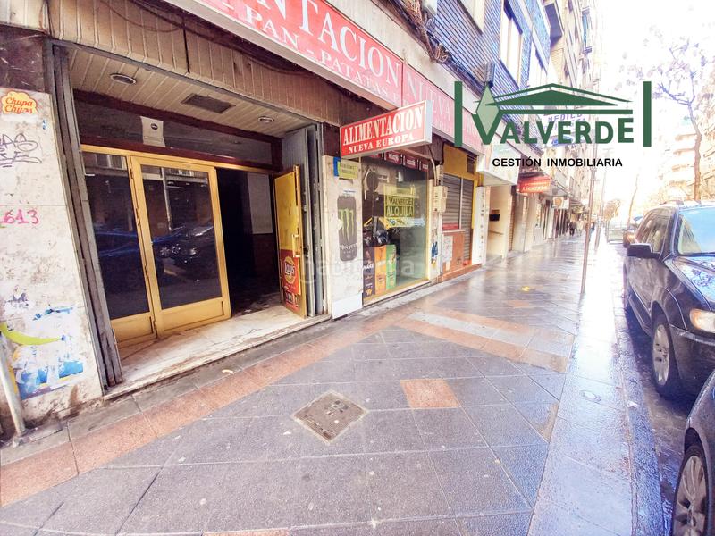 Foto ea25a215-e9cf-4c06-8757-c39a0122694e. Alquiler local comercial en calle pedro antonio de alarcón 53 local comercial, superficie: 210 m2 en Granada