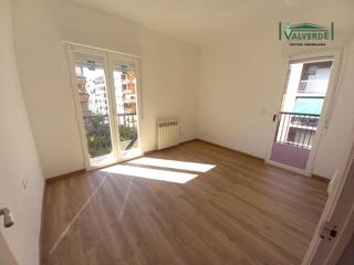 Alquiler Piso  Calle obispo hurtado. Piso sin muebles, terraza, 4 dormitorios, 2 baños, calefacción c