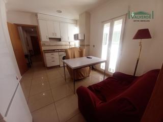 Location Appartement  Calle san juan de dios. Piso amueblado, 2 dormitorios, estudiantes