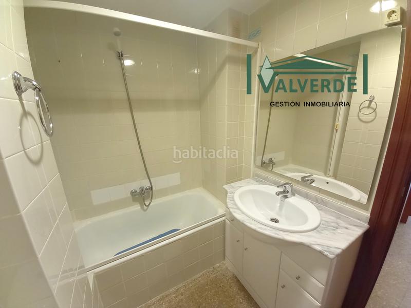 Foto 4e1165cb-c066-40d1-89ea-c187fb0d44ed. Location appartement dans calle andrés segovia 2 dans Granada