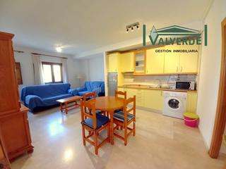 Affitto Piccolo appartamento  Plaza de la trinidad. Apartamento amueblado, 1 dormitorio, calefacción