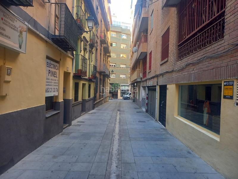 Foto d8ae2a0b-eae7-4fef-bb34-9ba05c4998d3. Autoparkplatz in calle cruz 40 in Centro - Sagrario Granada