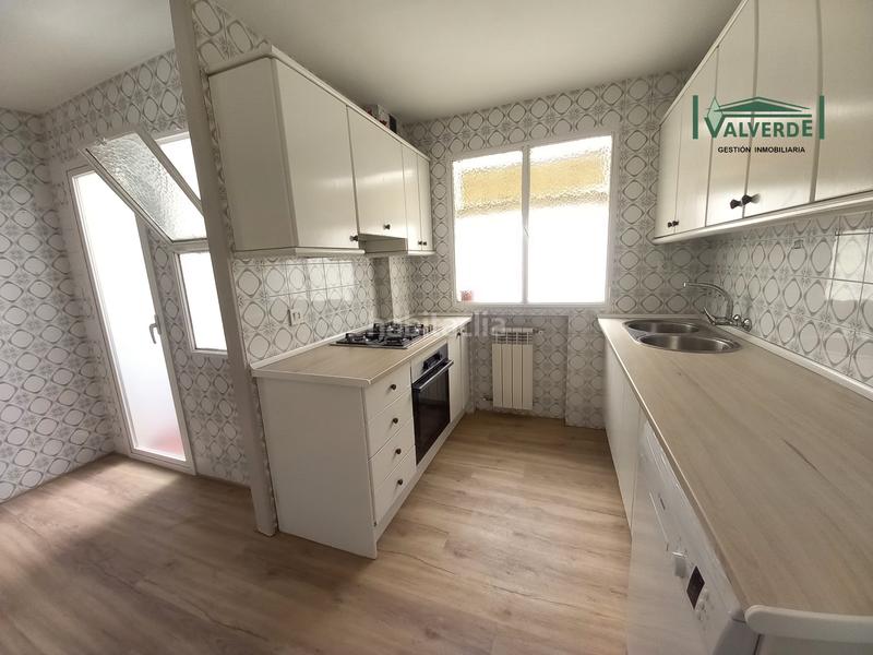 Foto b36ad95b-99b4-495c-93cb-a33a0395aed0. Rent flat in calle obispo hurtado 19 in Camino de Ronda Granada