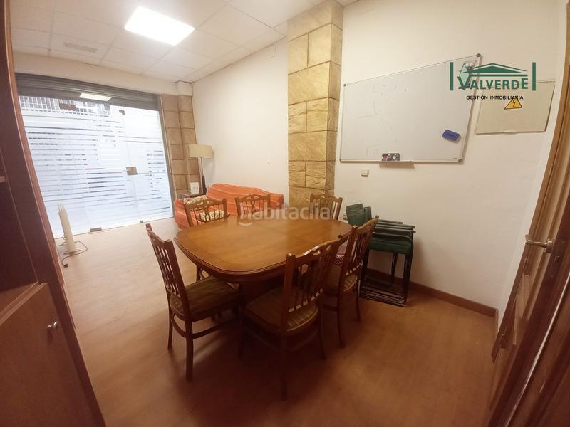 Foto 213d889a-10c9-4678-9daf-344ac1ae5b71. Rent business premise in calle obispo hurtado 22 in Granada
