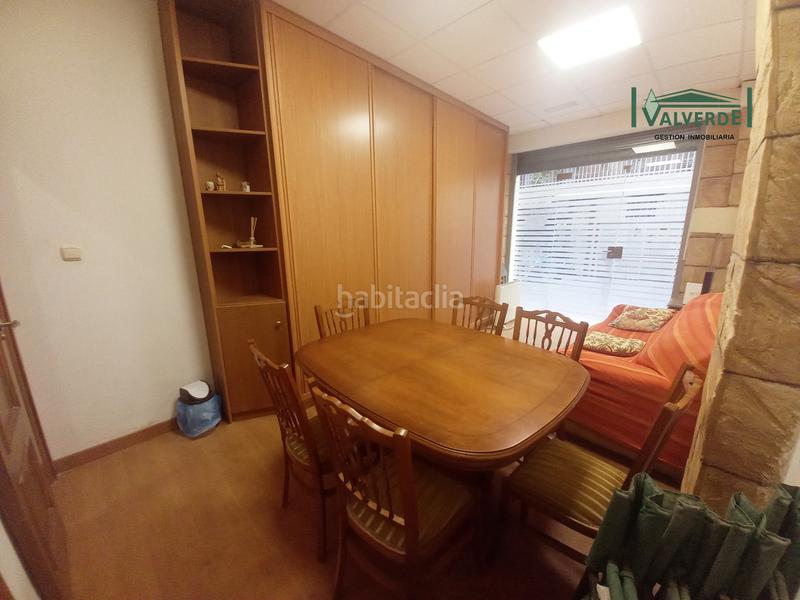 Foto b567360d-ca1f-40c6-9eeb-9bd606299b73. Rent business premise in calle obispo hurtado 22 in Granada