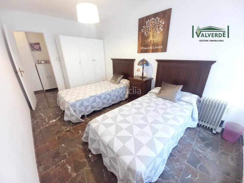 Foto a2b8e4d1-7ef4-498a-80a6-dbf1a6b0ff26. Miete etagenwohnung mit heizung parking in Camino de Ronda Granada