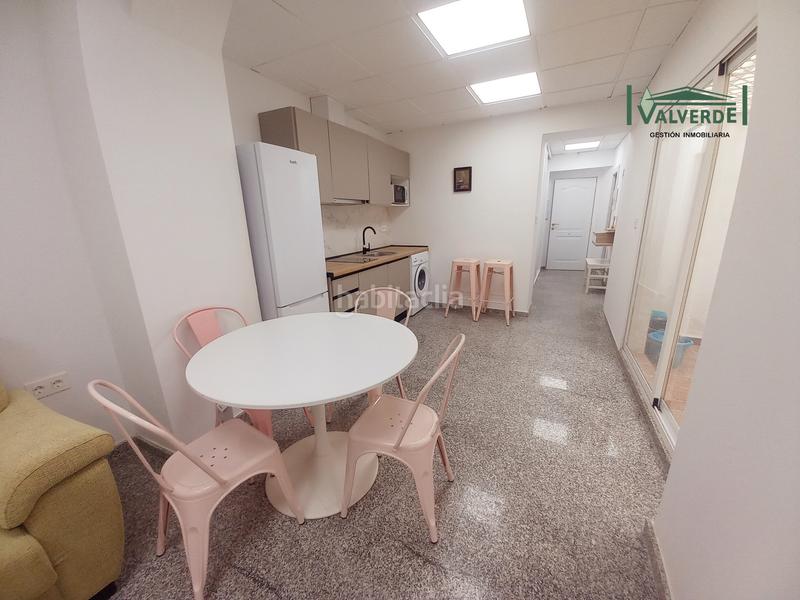 Foto f9299c31-7f08-4832-b5c0-8e907eeffd9e. Rent flat with heating in Centro - Sagrario Granada