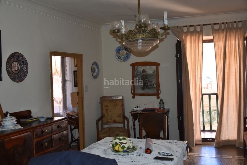 Foto c87b3bc3-b883-41d9-8e9b-9d38bf484c4a. Casa a Ademuz