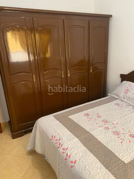 Foto a2853faf-57f8-41f3-aeff-6f1c02919b16. Edifici a Centro Melilla