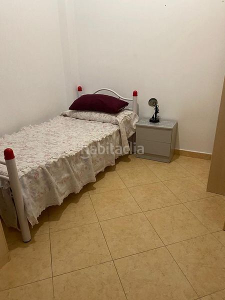 Foto d78c68da-f24e-47de-b982-777cdce03884. Edifici a Centro Melilla