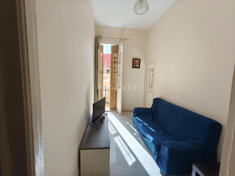Foto ce9fa2d1-b896-4865-b2b5-1b3b66b27225. Piso en Centro Melilla