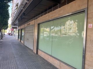 Local Comercial a Avenida Virgen Milagrosa