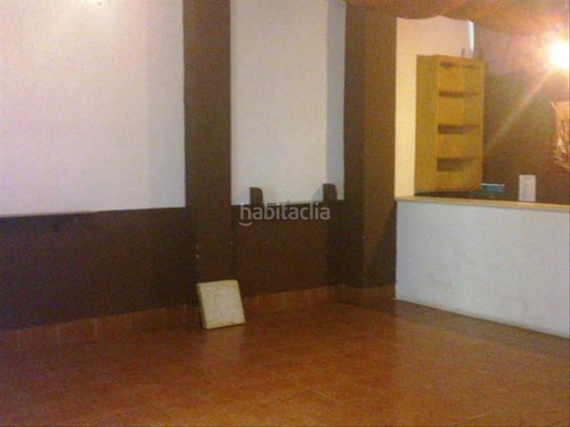 Foto 2c80b2f9-4278-42b3-abd2-af4846d2c962. Local comercial en venta local comercial con sótano en Cabra