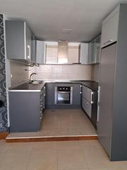 Etagenwohnung  Alicante. Piso en venta en centro, melilla