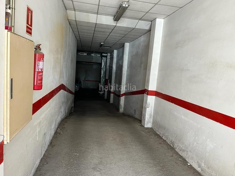 Foto 547e7f66-6a98-4c03-88a9-7d4942e5980e. Parking coche garaje en venta en avenida de libia, viñuela rescatado, en Córdoba