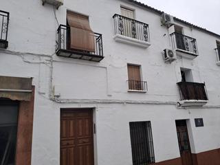 Pis  Salazar. Piso en venta en montoro, córdoba
