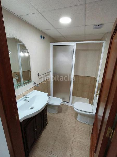Foto 511f0bfa-f1ac-42ba-8f64-c3c107c31e9f. Piso  con garaje, trastero y ascensor en Centro Melilla