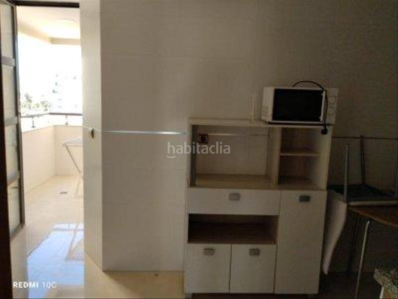 Foto 96821bee-0148-47d5-ab94-54db7a160888. Piso en El Industrial Melilla