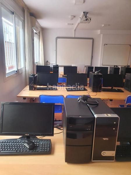 Foto 747fa111-051f-4ae4-b0c0-53311495a63b. Büro in El Real Melilla