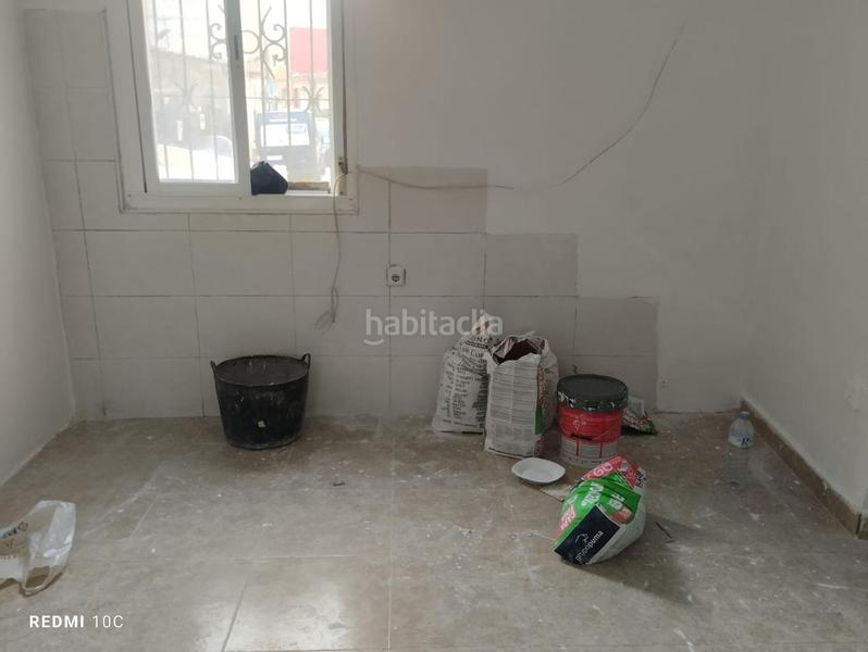 Foto cdc3a418-38f8-4c9d-b1bc-fd6d0bbbce42. Casa a Isaac Peral Melilla