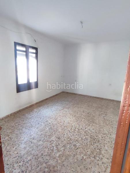 Foto 8006b8ba-6b64-44ac-b025-da01ad436b83. Casa vivienda para reforma integral en la rambla en Rambla (La)