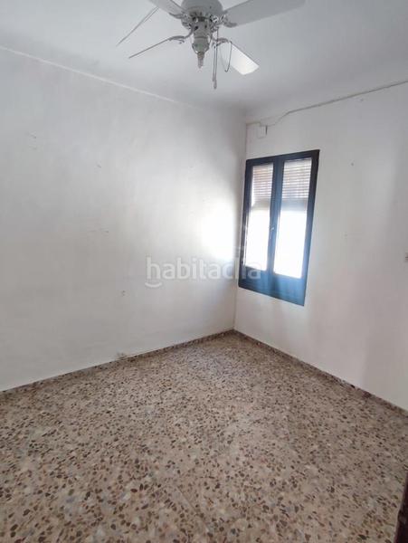 Foto c3e78454-4dd5-4a25-9eb0-016f88da2378. Casa vivienda para reforma integral en la rambla en Rambla (La)