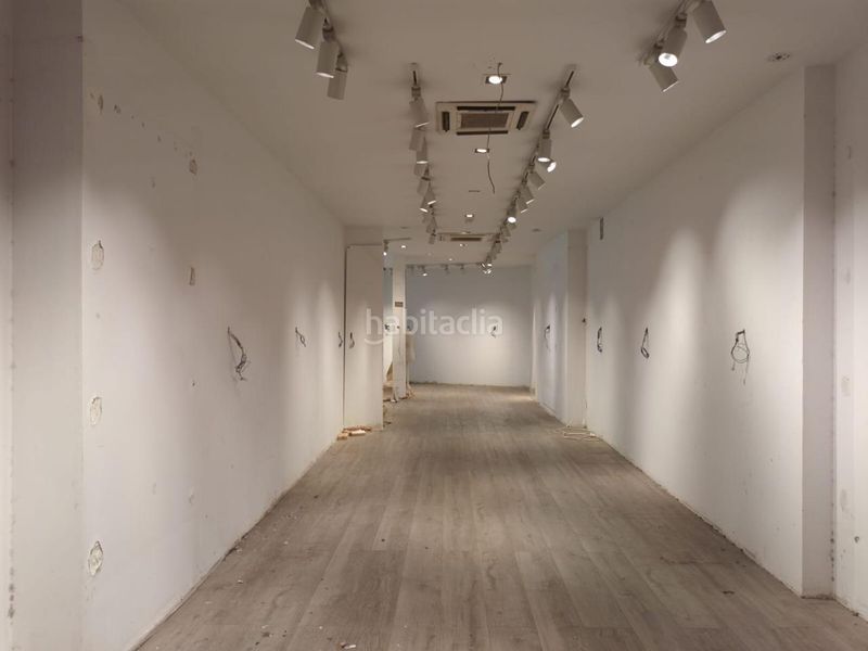 Foto 90263d02-39be-421a-b6db-907890903be0. Alquiler local comercial en Centro Melilla